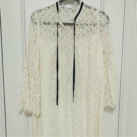 Temperley London Dresses & Skirts - Temperley London Off White Lace Dress